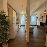 Roapart-cozy 2 1 Minut De Plaja Cu Parcare Privata Διαμέρισμα Năvodari
