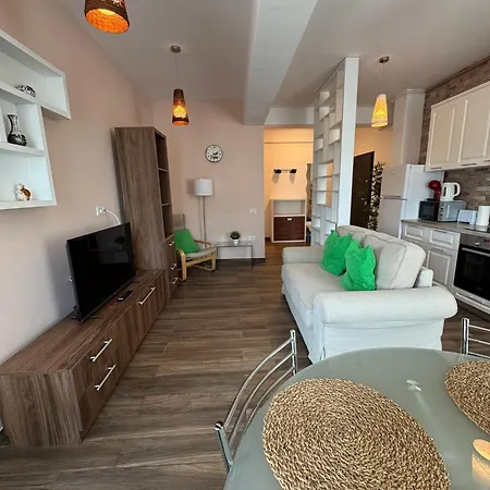 Roapart-cozy 2 1 Minut De Plaja Cu Parcare Privata Navodari